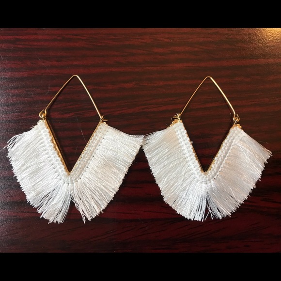Lovely Triangular Tassel Earrings! - Picture 3 of 11